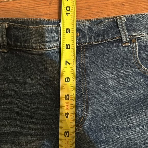 Ann Taylor The Girlfriend Jeans - Picture 4 of 8